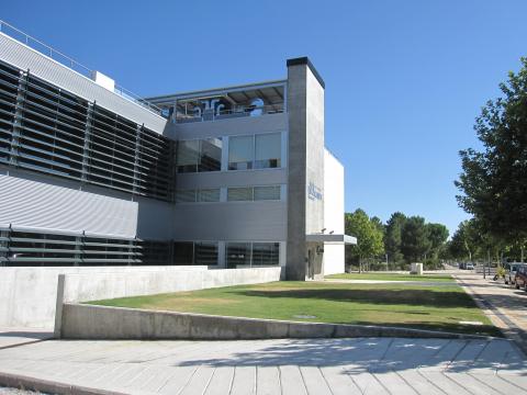 CARTIF II building side